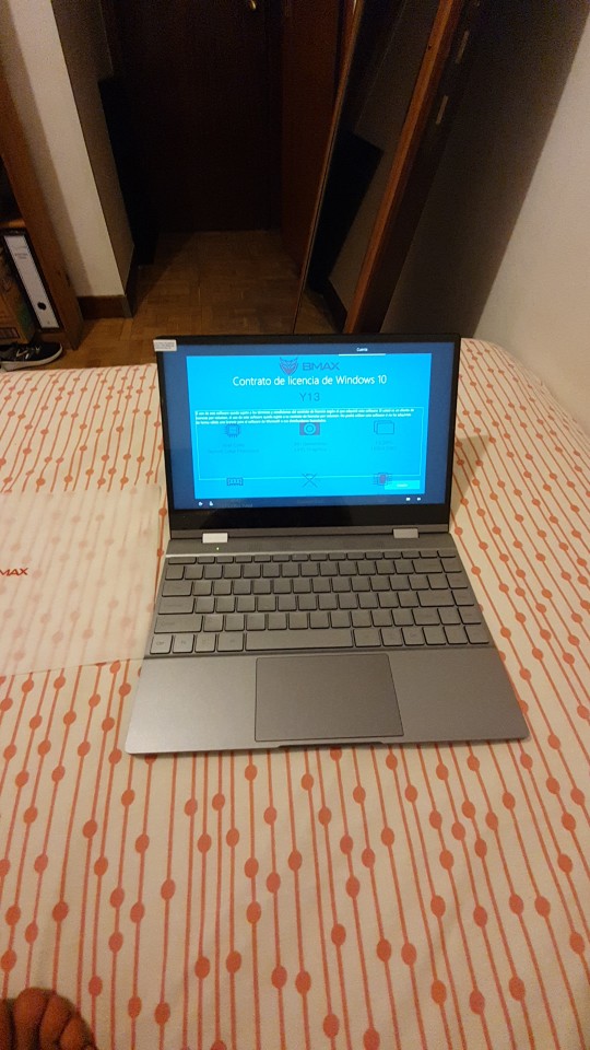 BMAX Y13 360° Laptop 13.3 inch Notebook Windows 10 8GB LPDDR4 256GB SSD 1920*1080 IPS Intel N4120 touch screen laptops